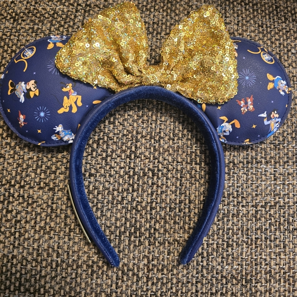 Walt Disney World 50th Anniversary Minnie Mouse Headband by Loungefly Sequin Ear